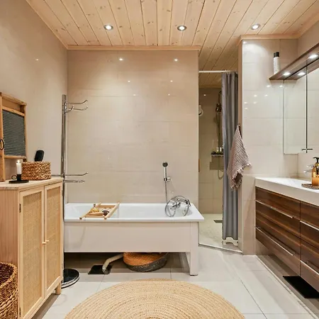 Mountain With Sauna And Ski-in Ski-out